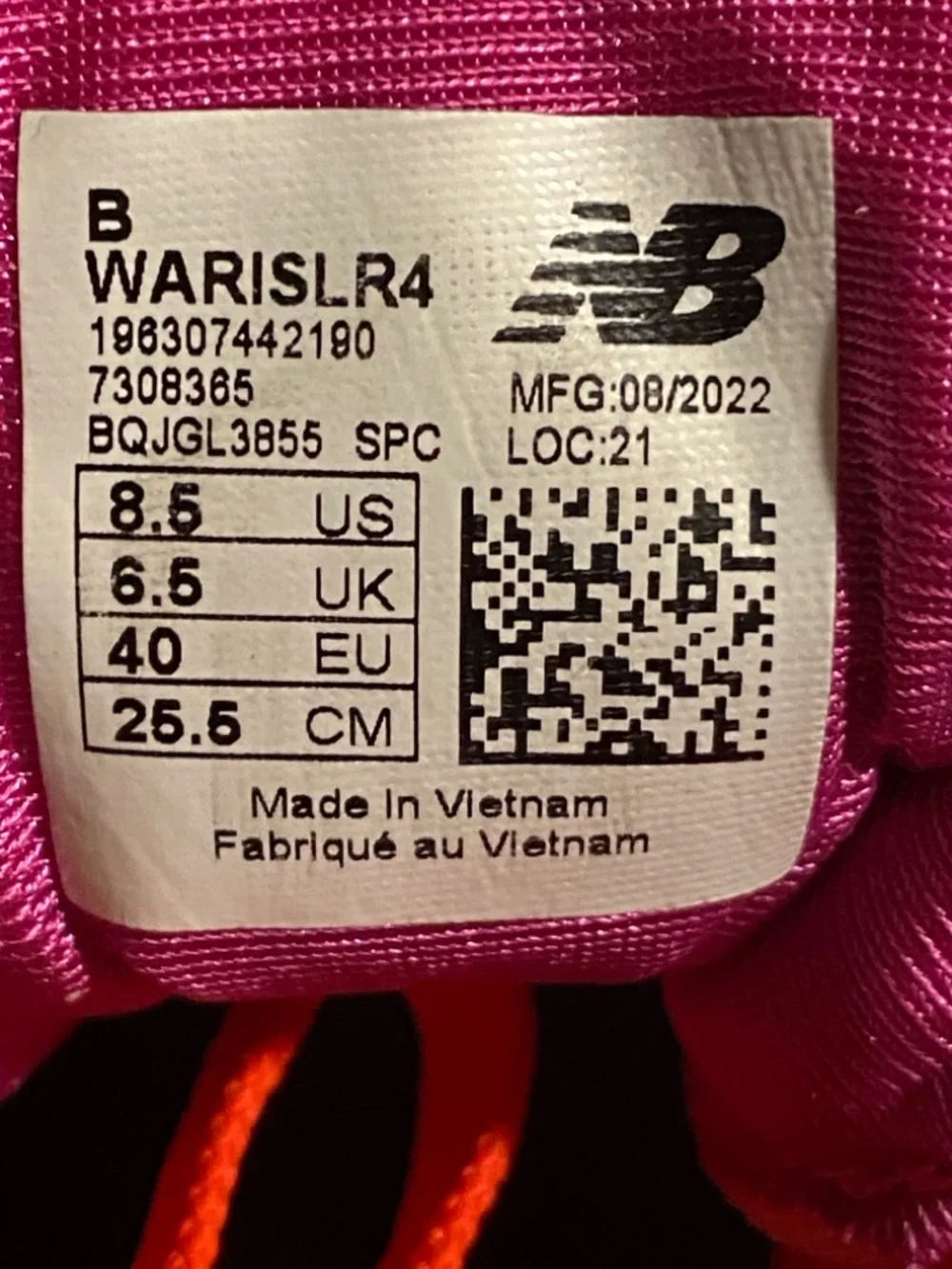 New Balance Fresh Foam Arishi v4 Running Shoes Electric Red Women’s size 8.5